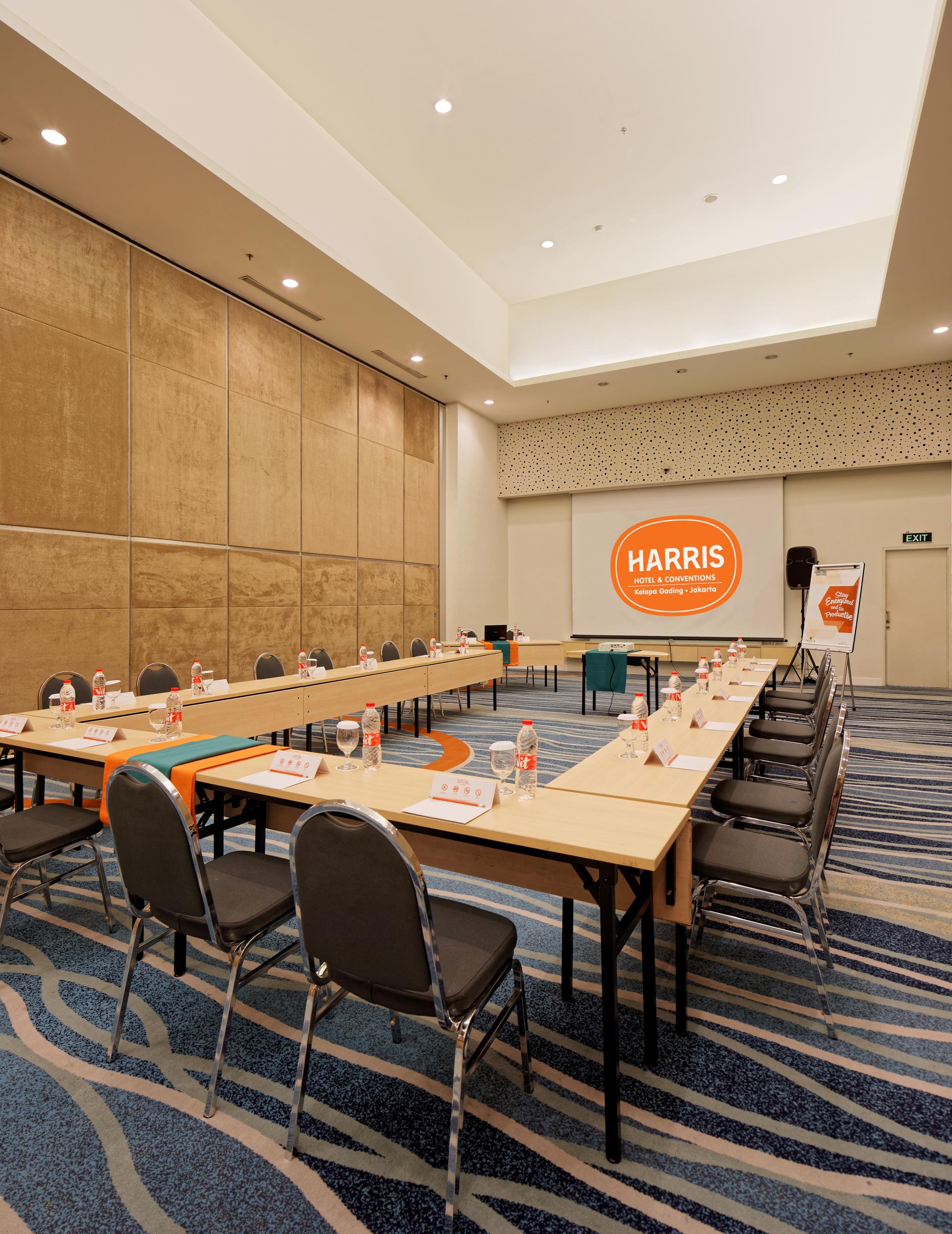Harris Hotel And Conventions Kelapa Gading Джакарта Экстерьер фото