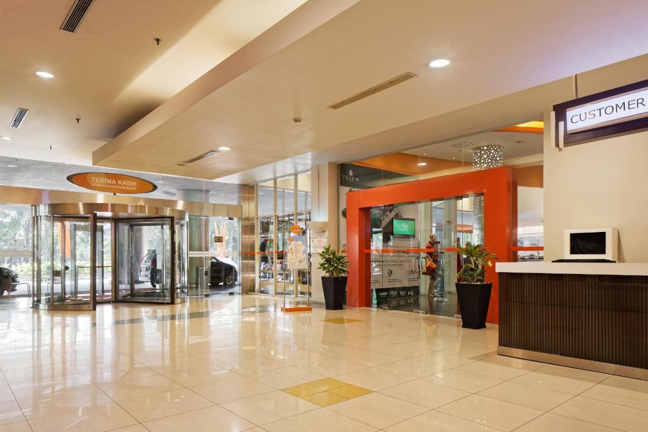 Harris Hotel And Conventions Kelapa Gading Джакарта Экстерьер фото